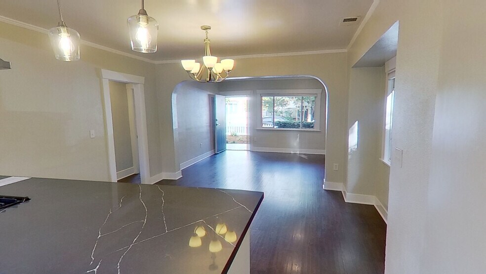 More Photos Of 2019 Castillo St, Santa Barbara Multifamily For Sale