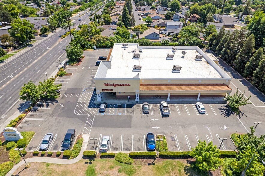 More Photos Of 6144 Dewey Dr, Citrus Heights Drugstore For Sale