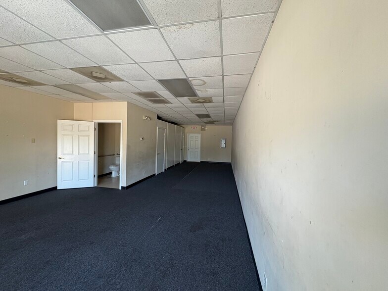 More Photos Of 1150-1190 Old W Liberty St, Sumter General Retail For Sale