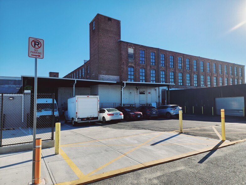 More Photos Of 3450 Salmon St, Philadelphia Warehouse For Lease