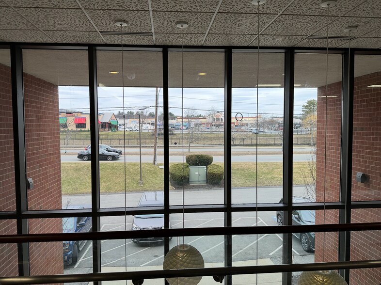 More Photos Of 100 Milk St, Methuen Medical For Lease
