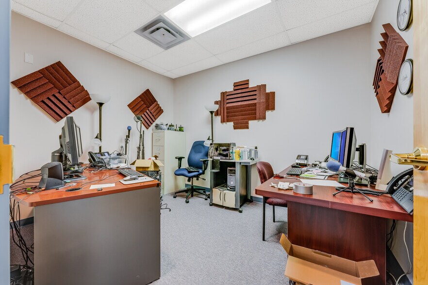 More Photos Of 224 Spruce St, Morgantown Office For Sale