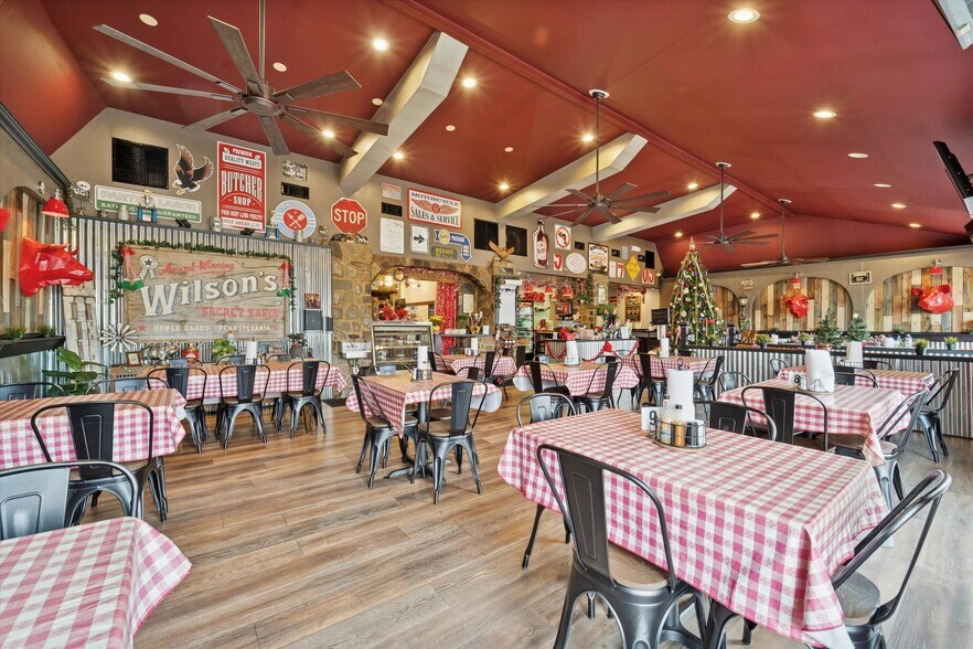More Photos Of 265 E Township Line Rd, Upper Darby Township Restaurant For Sale