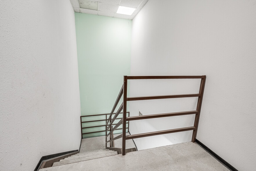 More Photos Of 22475 Community Dr, New Caney Medical For Sale