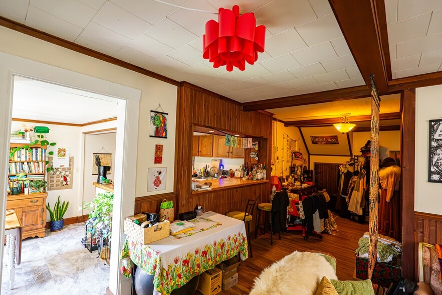 More Photos Of 5732 NY-86, Wilmington Apartments For Sale