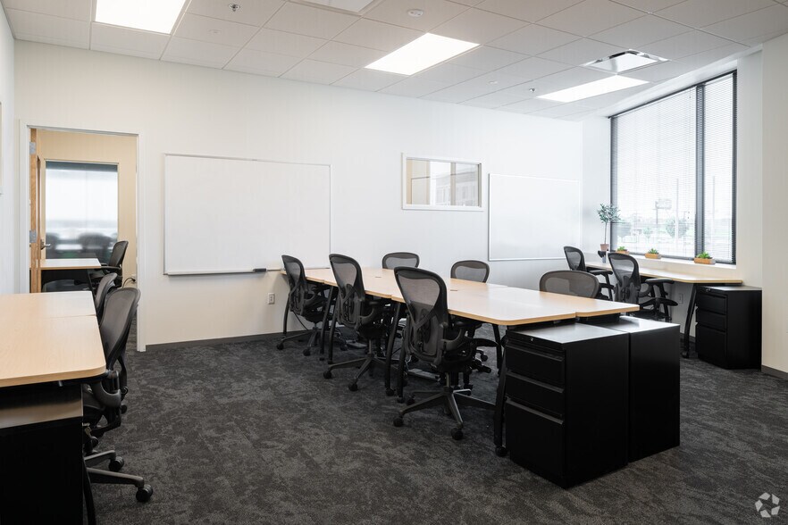 More Photos Of 4220 Duncan Ave, Saint Louis Office For Lease