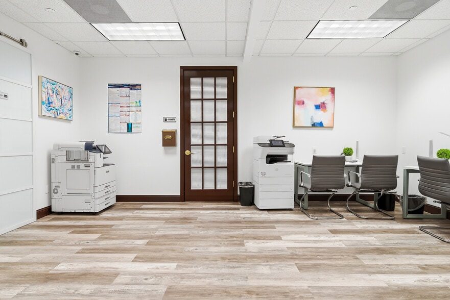 More Photos Of 1690 S Congress Ave, Delray Beach Coworking Space