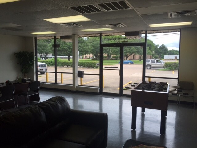 More Photos Of 9700 Almeda Genoa Rd, Houston Flex For Lease