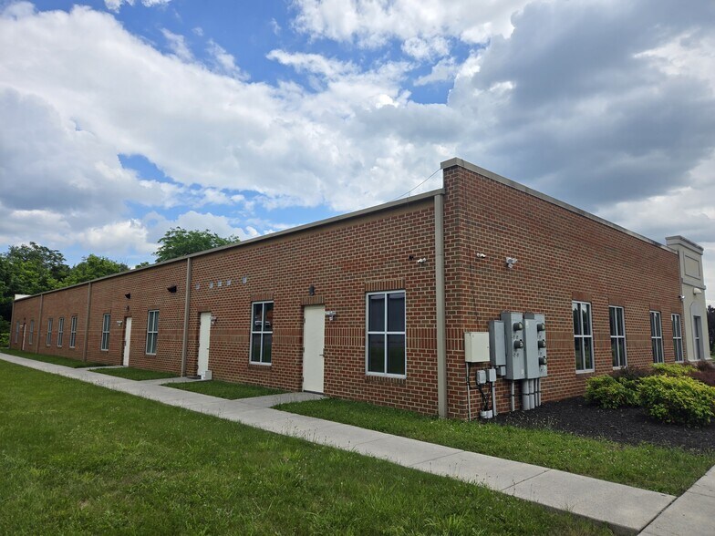 More Photos Of 176 Health Care Ln, Martinsburg Office For Sale