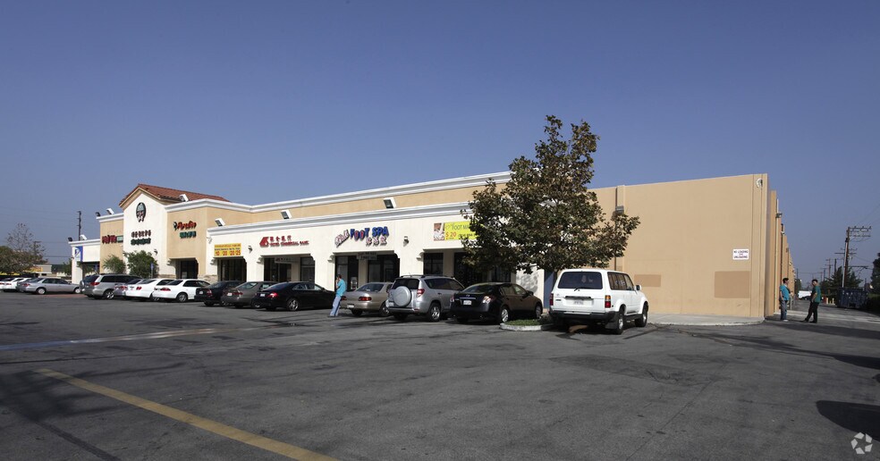 More Photos Of 15342-15450 Beach Blvd, Westminster Unknown For Lease