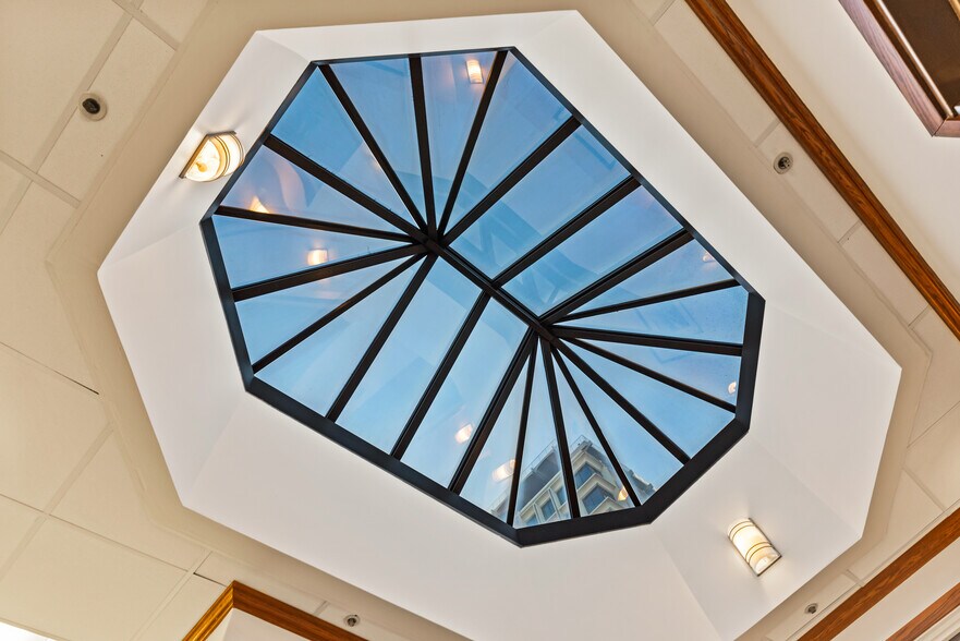 More Photos Of 540 University Ave, Palo Alto Medical For Sale