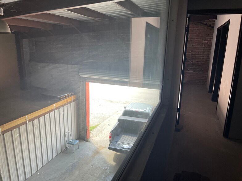 More Photos Of 7207 Navigation Blvd, Houston Flex For Sale