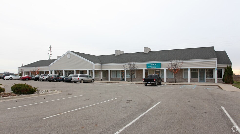 More Photos Of 121-133 W Lansing Rd, Potterville Medical For Lease