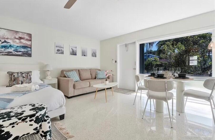 More Photos Of 333 Palm St, Hollywood Apartments For Sale