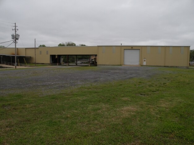 More Photos Of 119 Morris St, South Fulton Warehouse For Sale