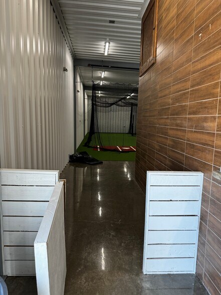 More Photos Of 4700-4790 Binz Engleman Rd, San Antonio Storefront Retail Office For Sale