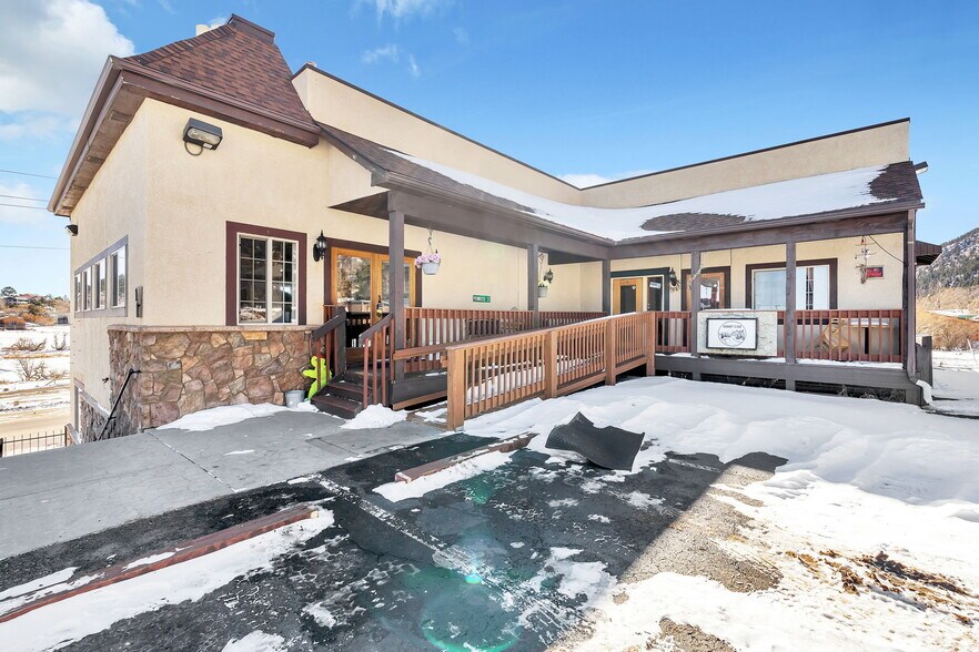 More Photos Of 11 Primrose St, Palmer Lake Restaurant For Sale