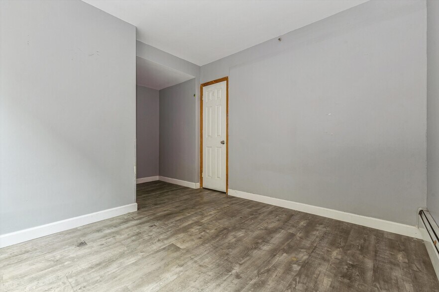 More Photos Of 5735 Lawrence St, Flushing Apartments For Sale