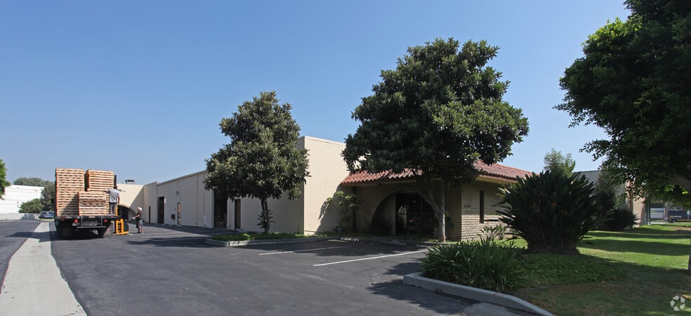 More Photos Of 15455-15459 E Proctor Ave, City of Industry Manufacturing For Lease