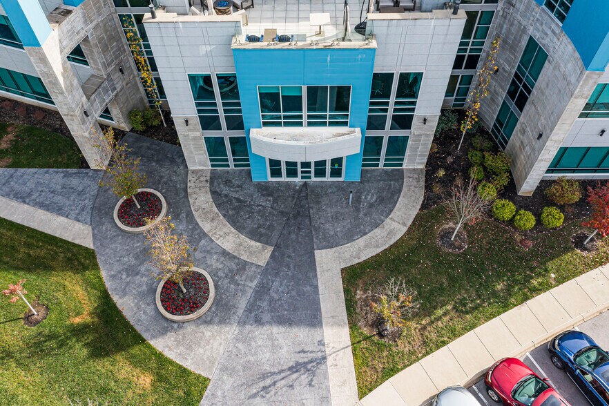 More Photos Of 2201 High Wickham Pl, Louisville Office For Sale