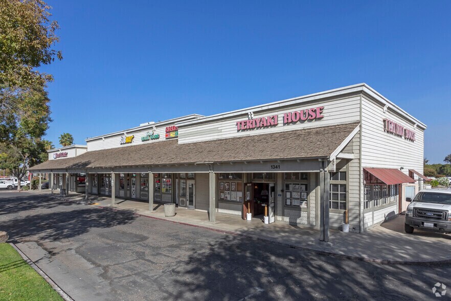 More Photos Of 1313-1341 E Pacheco Blvd, Los Banos Unknown For Lease