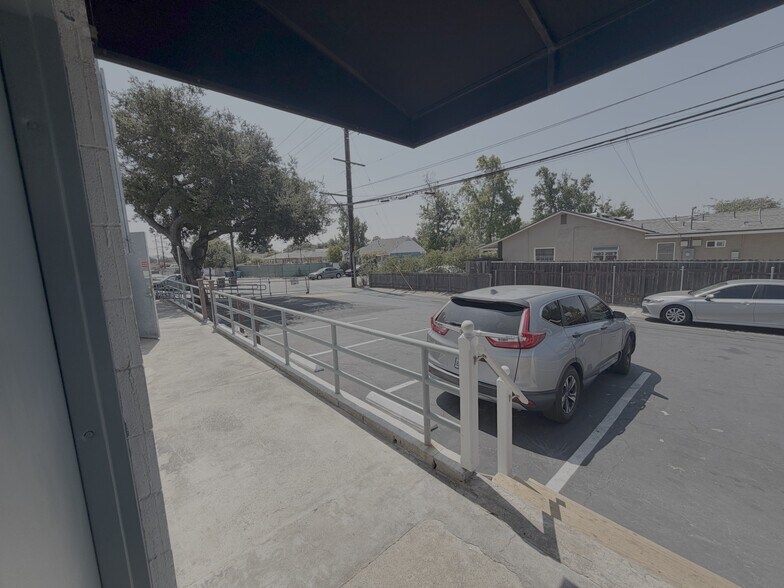 More Photos Of 122-130 E Foothill Blvd, Arcadia Freestanding For Lease