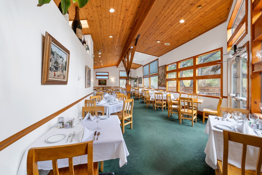 More Photos Of 12117 Sierra Hwy, Santa Clarita Hotel For Sale