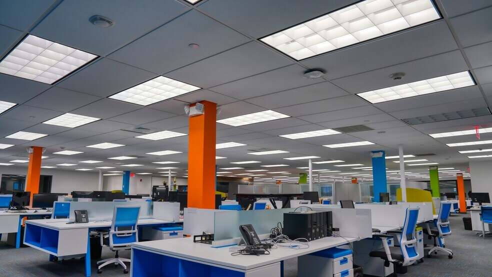 More Photos Of 900 W Shore Rd, Port Washington Office For Lease