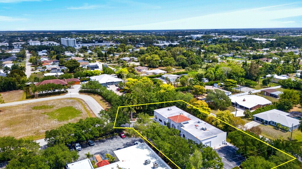 More Photos Of 3820 Via Del Rey, Bonita Springs Medical For Sale