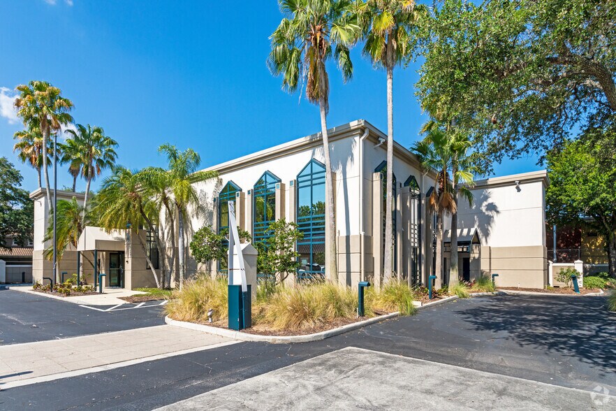 More Photos Of 3709 W Jetton Ave, Tampa Office For Lease