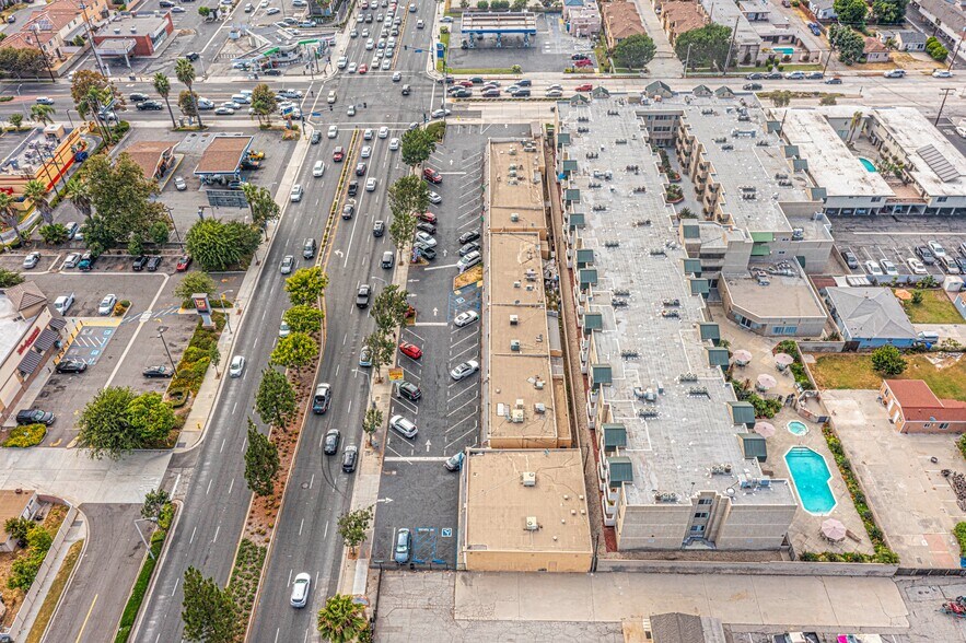 Primary Photo Of , Downey General Retail For Sale