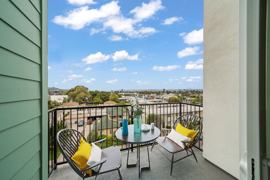 More Photos Of 3518 Chesapeake Ave, Los Angeles Apartments For Sale