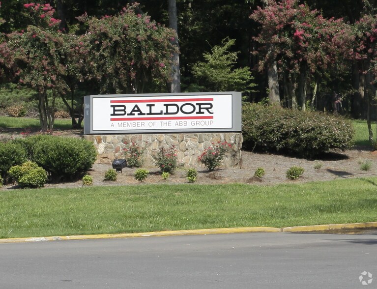 More Photos Of 4401 E Dixon Blvd, Shelby Manufacturing For Lease