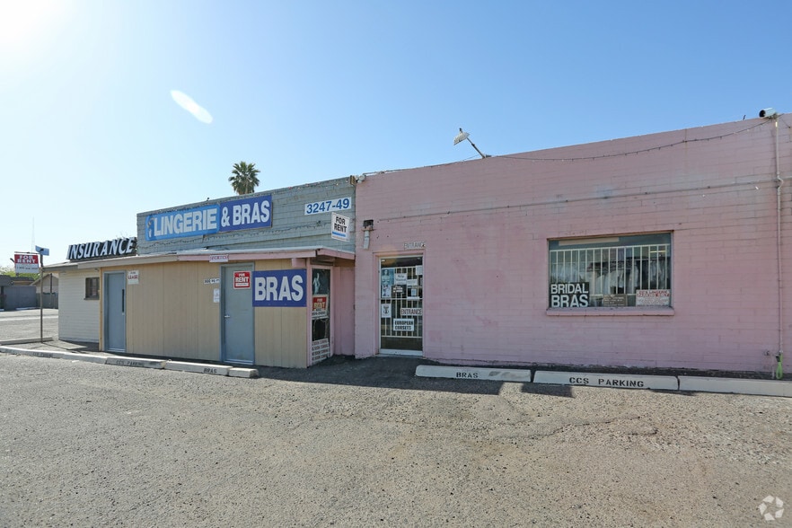 More Photos Of 3247-3249 E Thomas Rd, Phoenix Freestanding For Sale