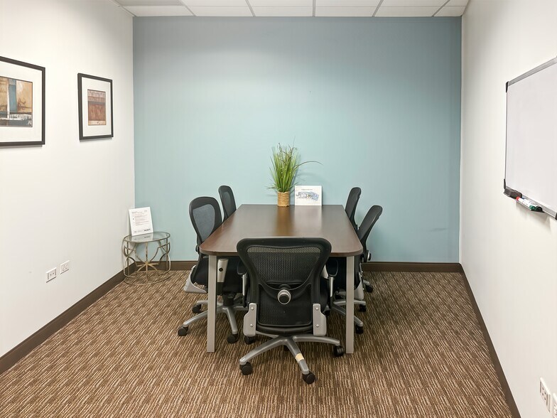 More Photos Of 100 S Saunders Rd, Lake Forest Coworking Space
