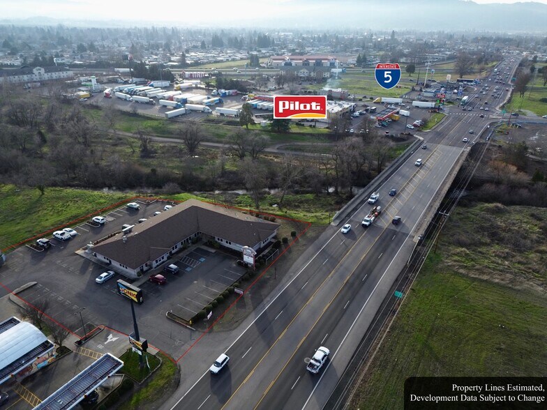 More Photos Of 1710 E Pine, Central Point Medical For Lease