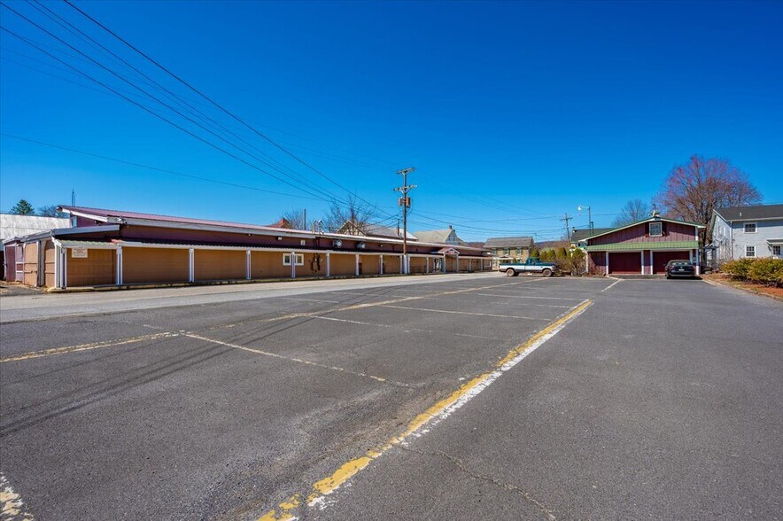 More Photos Of 100 W Main St, Fairfield Freestanding For Sale