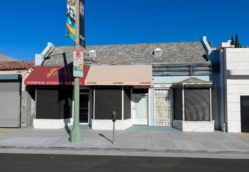 Primary Photo Of 7509 Melrose Ave, Los Angeles Storefront For Sale