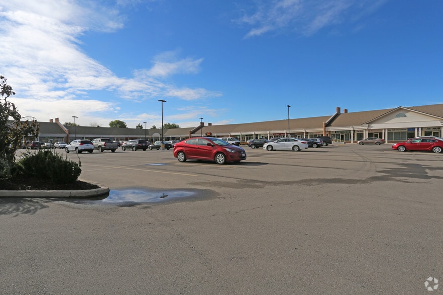 More Photos Of 211 Martindale Rd, St Catharines General Retail For Lease