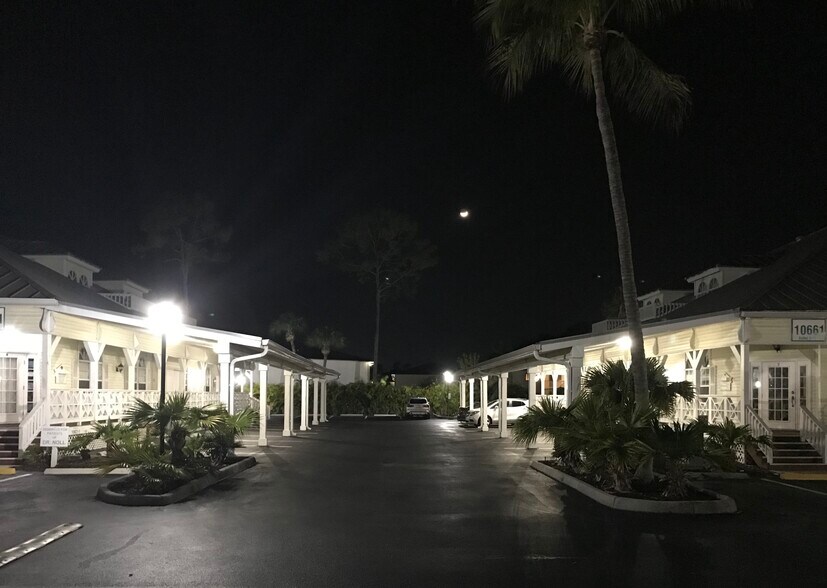 More Photos Of 10621 Airport Pulling Rd, Naples Unknown For Lease