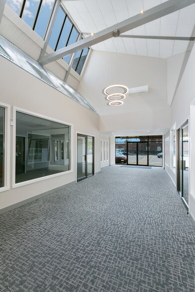 More Photos Of 101-111 S 3rd St, Yakima Office Residential For Lease