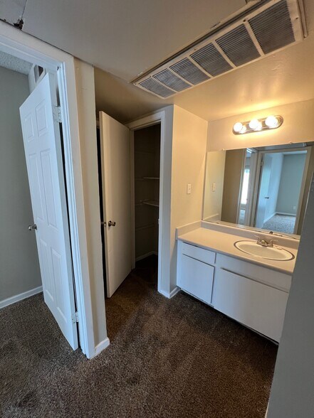 More Photos Of 511 Blake St, Texarkana Apartments For Sale