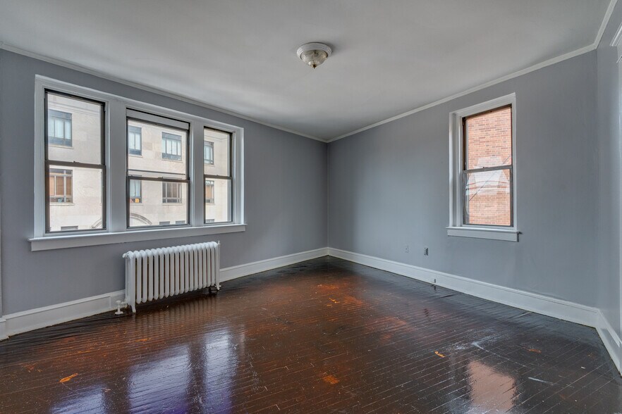 More Photos Of 130-146 Garrett Rd, Upper Darby Township Apartments For Sale