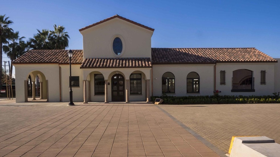 More Photos Of 1709 S Myrtle Ave, Monrovia Restaurant For Lease