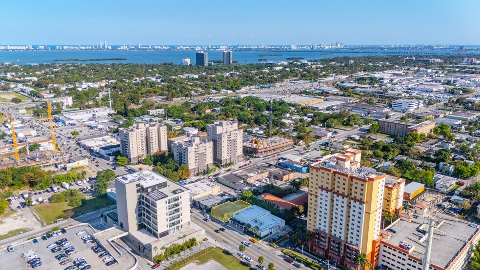 More Photos Of 170 NE 79th St, Miami Storefront For Lease