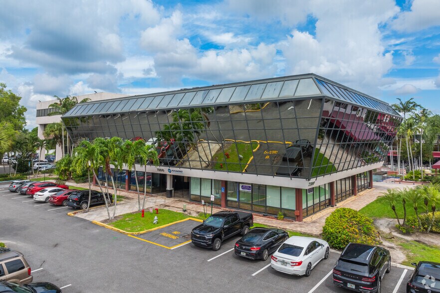 More Photos Of 7100 W Camino Real, Boca Raton Unknown For Lease