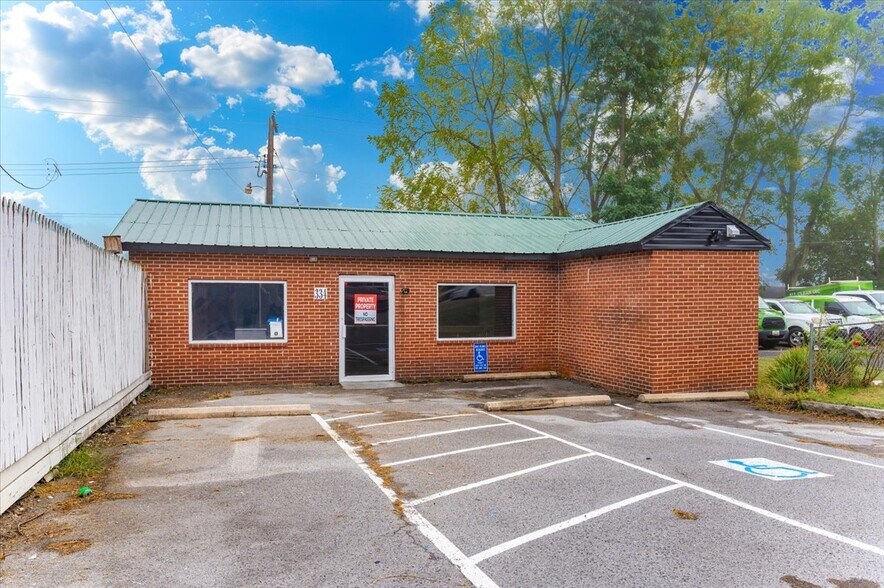 More Photos Of 334 Burhans Blvd, Hagerstown Freestanding For Sale