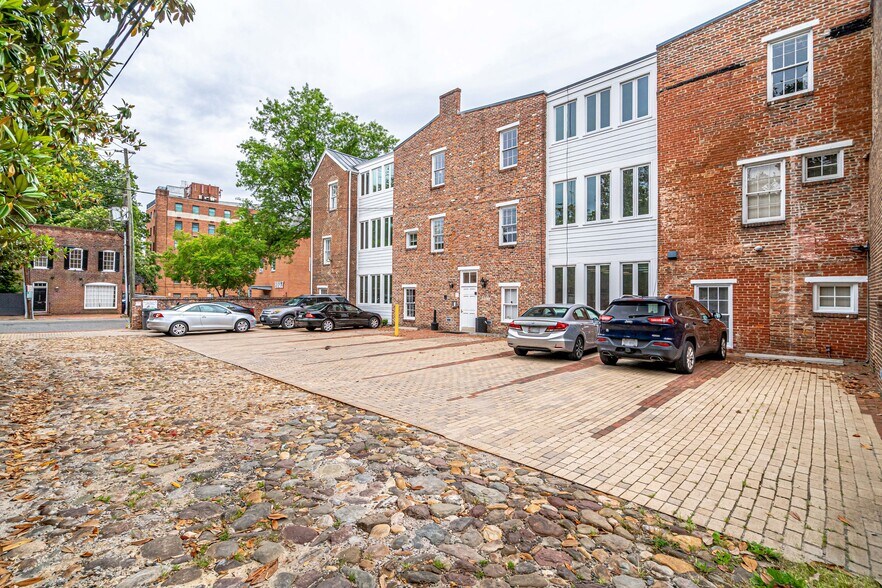 More Photos Of 228 S Washington St, Alexandria Loft Creative Space For Sale