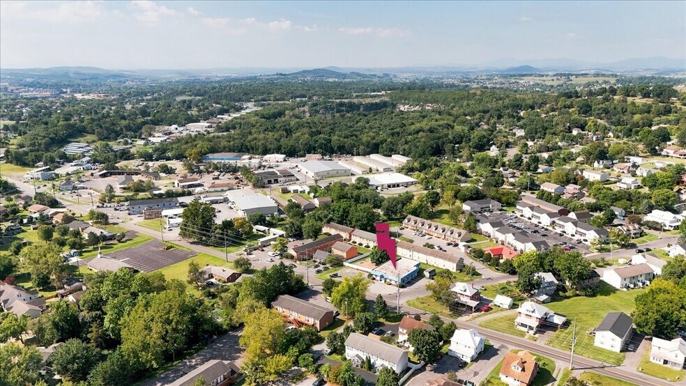 More Photos Of 991 Chicago Ave, Harrisonburg Flex For Sale