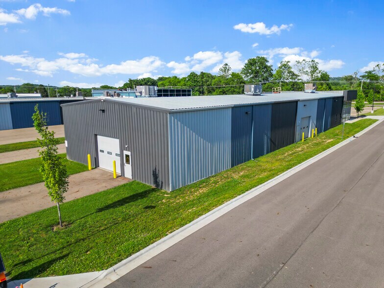 More Photos Of 1401 Mount Vernon Rd, Newark Manufacturing For Lease
